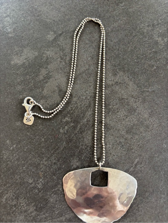 Silpada Jewelry - Silpada Hammered Silver-Tone Pendant Necklace